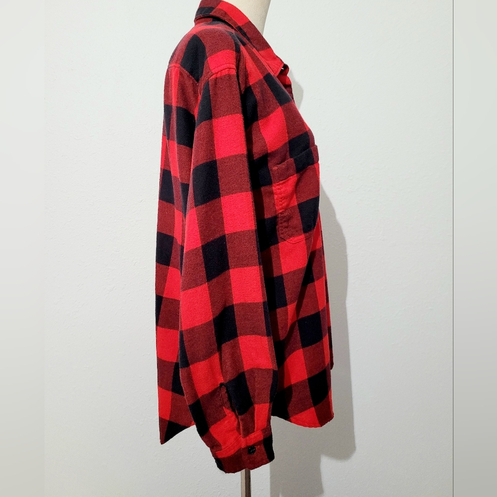 Levi’s Red Black Buffalo Plaid Flannel Shirt Women’s Medium Cotton Blend Button - Picture 4 of 11